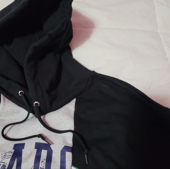 X-LARGE Brand Hoodie Patchwork Medium - Picture 4 of 4